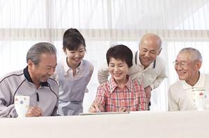 京都の目立たない矯正を行っている歯医者